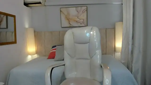 Ridwana Haddad online show from 10/29/25, 12:07