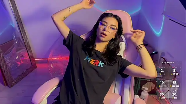 isa martinexxx online show from 11/14/25, 11:24