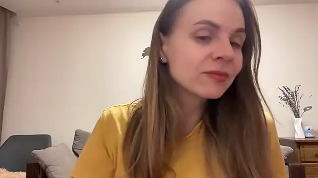 Snapshot of AnnieLove7722 chatting on 10/17/25, 06:54 AnnieLove7722 online show from 10/17/25, 06:54