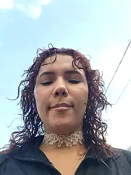 Snapshot of _TOMOE chatting on 12/17/25, 08:48 TOMOE online show from 12/17/25, 08:48