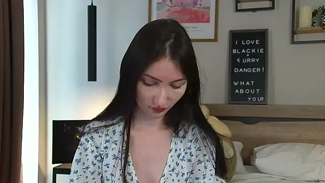 AnaMoonlight online show from 05/19/26, 11:05