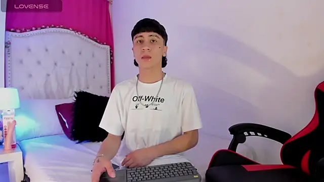 XaanderGrey online show from 11/05/25, 07:36