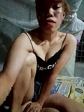 nhinhi-sexy online show from 10/05/25, 07:23