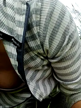 nhinhi-sexy online show from 11/04/25, 12:32