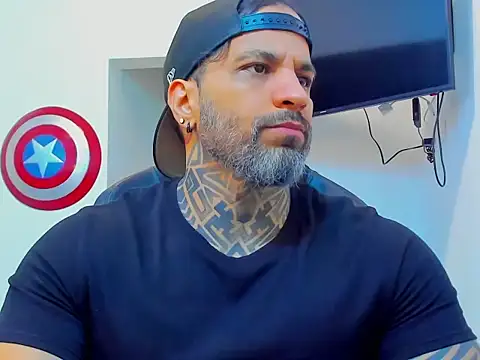 JoshRigby online show from 12/05/25, 07:43