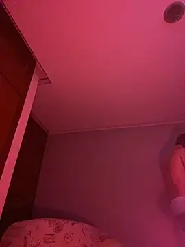 Snapshot of zamir333 chatting on 10/26/25, 11:16 zamir333 online show from 10/26/25, 11:16