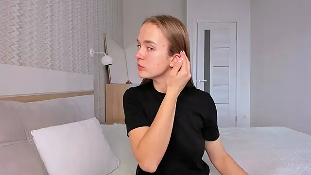 LilMary  online show from 11/14/25, 11:31