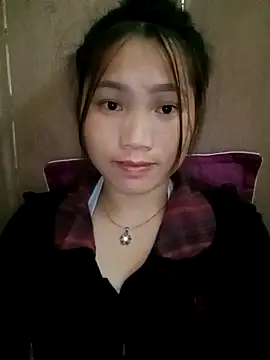 min-xinh online show from 10/24/25, 09:38