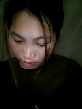 min-xinh online show from 12/22/25, 02:58