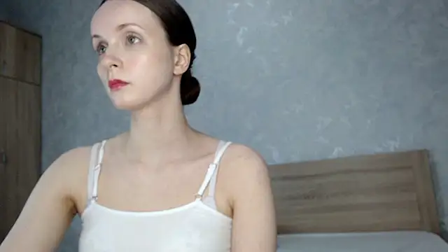 Snapshot of Yourplayfulspark chatting on 10/02/25, 04:58 Yourplayfulspark online show from 10/02/25, 04:58