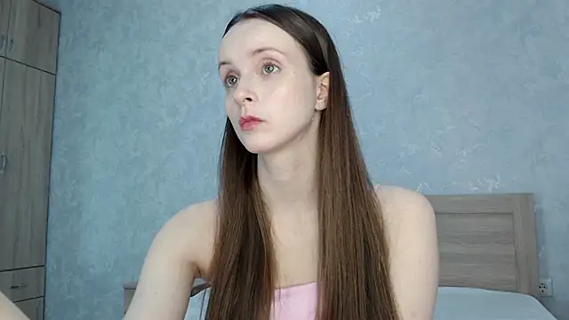 Snapshot of Yourplayfulspark chatting on 10/21/25, 06:03 Yourplayfulspark online show from 10/21/25, 06:03