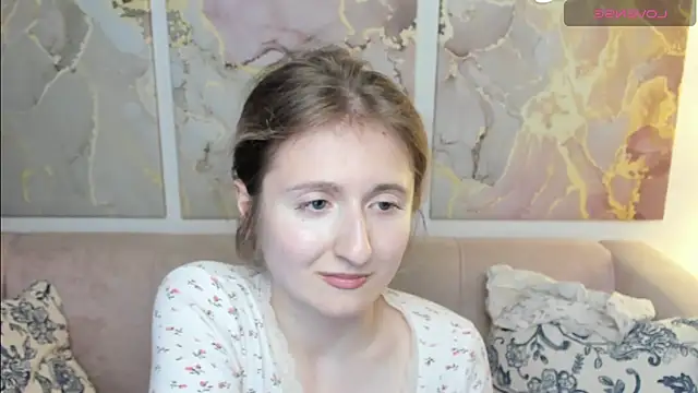 CamillaDreamer online show from 05/17/26, 06:15
