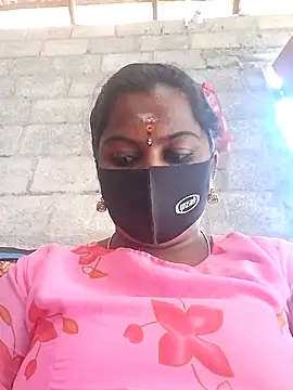 Snapshot of Tamil_Hot_Sindhu chatting on 10/02/25, 08:32 Tamil Hot Sindhu online show from 10/02/25, 08:32