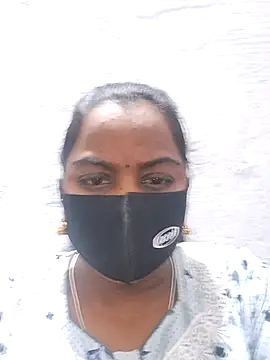 Snapshot of Tamil_Hot_Sindhu chatting on 10/13/25, 04:34 Tamil Hot Sindhu online show from 10/13/25, 04:34