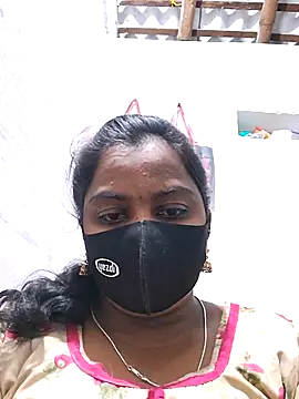 Snapshot of Tamil_Hot_Sindhu chatting on 10/13/25, 05:35 Tamil Hot Sindhu online show from 10/13/25, 05:35