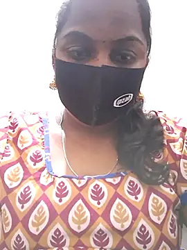 Snapshot of Tamil_Hot_Sindhu chatting on 10/30/25, 06:59 Tamil Hot Sindhu online show from 10/30/25, 06:59