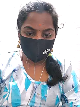 Snapshot of Tamil_Hot_Sindhu chatting on 11/12/25, 05:46 Tamil Hot Sindhu online show from 11/12/25, 05:46