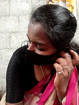 Snapshot of Tamil_Hot_Sindhu chatting on 02/26/26, 06:29 Tamil Hot Sindhu online show from 02/26/26, 06:29