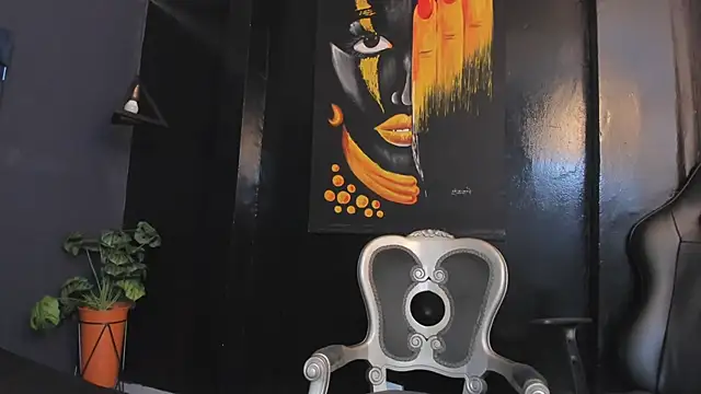 Snapshot of Valka_Ross chatting on 10/16/25, 11:17 Valka Ross online show from 10/16/25, 11:17