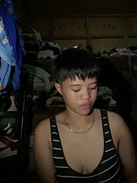 Snapshot of Obre17 chatting on 09/28/25, 02:00 Obre17 online show from 09/28/25, 02:00