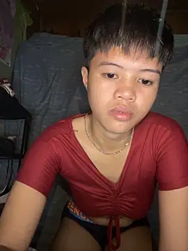 Snapshot of Obre17 chatting on 10/02/25, 03:13 Obre17 online show from 10/02/25, 03:13