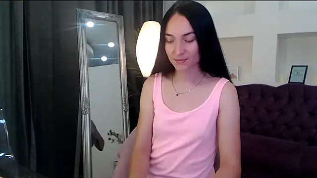 Snapshot of Emilly__Grey chatting on 07/15/26, 06:02 Emilly Grey online show from 07/15/26, 06:02