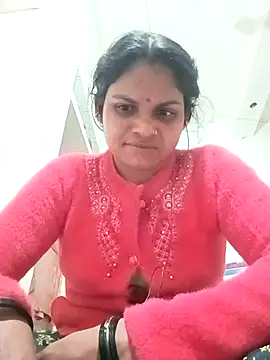 Snapshot of SHMA-77 chatting on 11/10/25, 05:45 SHMA-77 online show from 11/10/25, 05:45