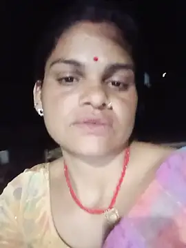 Snapshot of SHMA-77 chatting on 05/19/26, 03:29 SHMA-77 online show from 05/19/26, 03:29