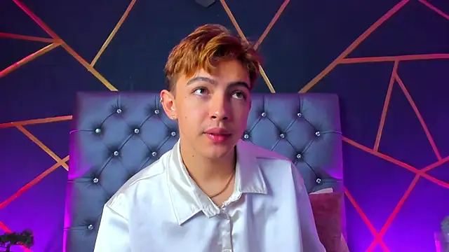 Lian Miller1  online show from 11/04/25, 12:26