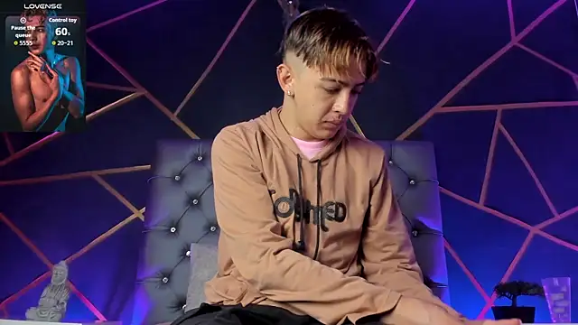 Lian Miller1  online show from 01/15/26, 12:32