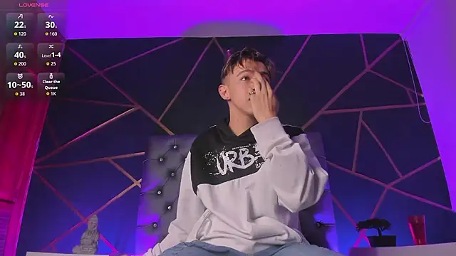 Lian Miller1  online show from 02/13/26, 12:23