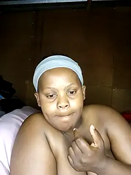 Snapshot of Nastydollx2 chatting on 10/27/25, 02:59 Nastydollx2 online show from 10/27/25, 02:59