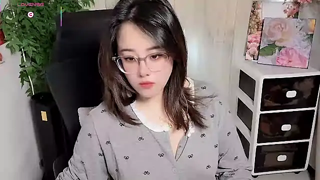 NEWONETO online show from 04/15/26, 02:51