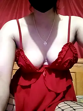 Snapshot of LenaCii chatting on 09/28/25, 12:43 LenaCii online show from 09/28/25, 12:43