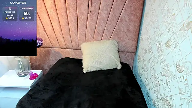 Issa Milf   online show from 10/10/25, 12:59