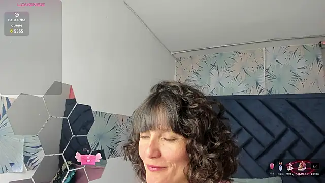 Valery More   online show from 02/20/26, 01:11