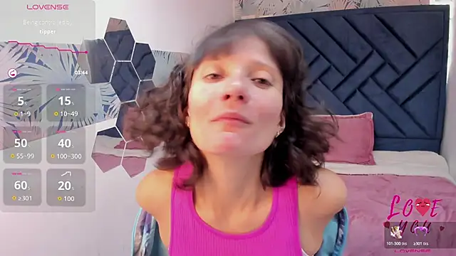 Valery More   online show from 07/08/26, 04:00