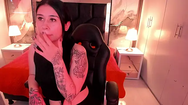 SusanVilla online show from 01/06/26, 07:39