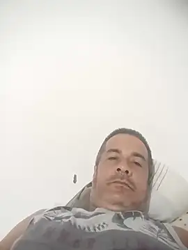 Snapshot of marcioazevedo chatting on 02/23/26, 08:12 marcioazevedo online show from 02/23/26, 08:12