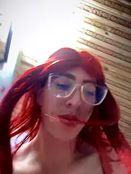 Snapshot of NICOLLE__12 chatting on 11/03/25, 03:30 NICOLLE 12 online show from 11/03/25, 03:30