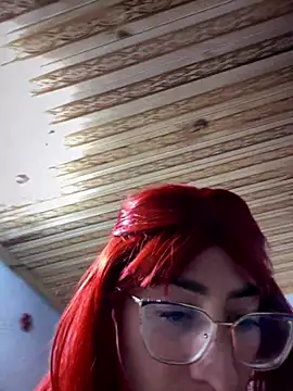 Snapshot of NICOLLE__12 chatting on 11/14/25, 03:05 NICOLLE 12 online show from 11/14/25, 03:05