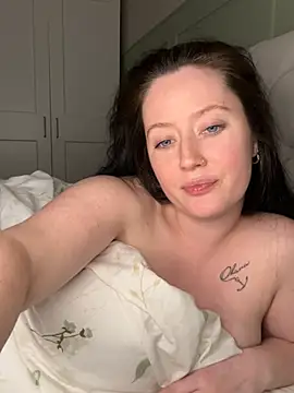 irishmollyx online show from 04/27/26, 06:06