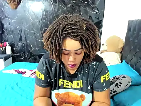 Snapshot of Nancy-Hot-29 chatting on 10/06/25, 03:53 Nancy-Hot-29 online show from 10/06/25, 03:53