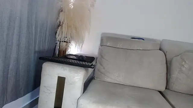 Snapshot of Adrew_fox chatting on 10/15/25, 01:22 Adrew fox online show from 10/15/25, 01:22