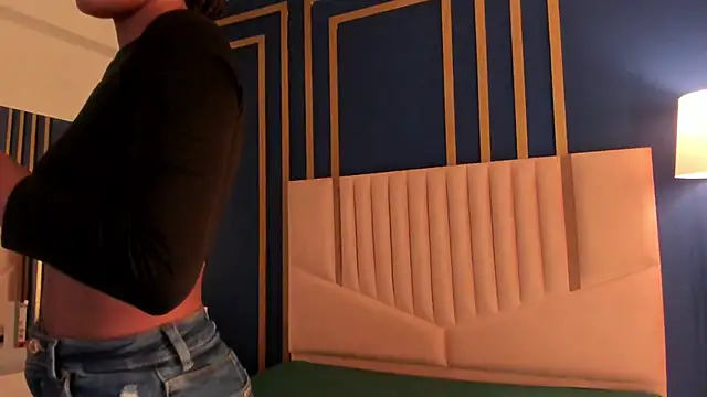 Snapshot of AmaraFierce chatting on 01/13/26, 07:41 AmaraFierce online show from 01/13/26, 07:41