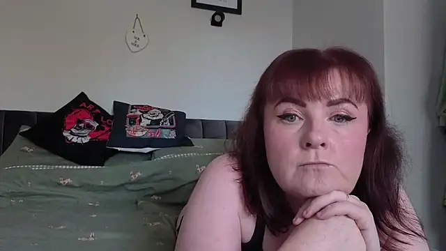 xJuicyLittlePrincessx online show from 10/23/25, 10:14