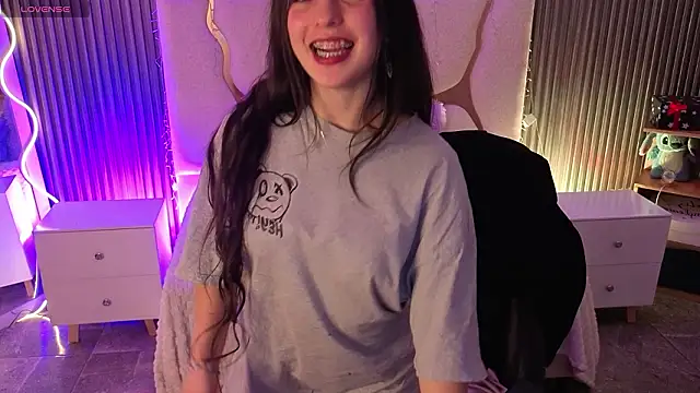 Ixchel tay online show from 03/23/26, 03:32