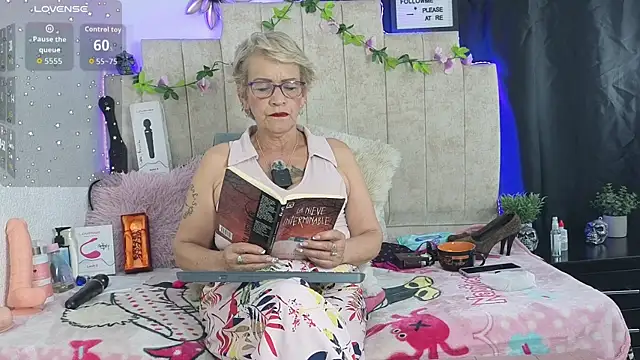 Devora mature65 online show from 01/11/26, 06:46