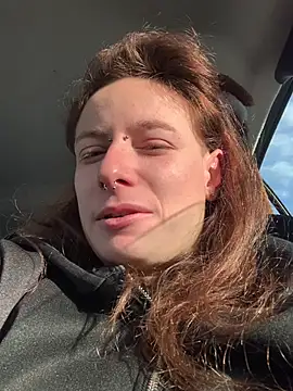 GoldenPussy1329 online show from 01/15/26, 10:31