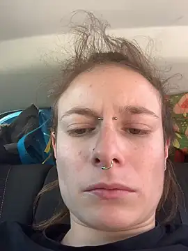 GoldenPussy1329 online show from 03/27/26, 02:06